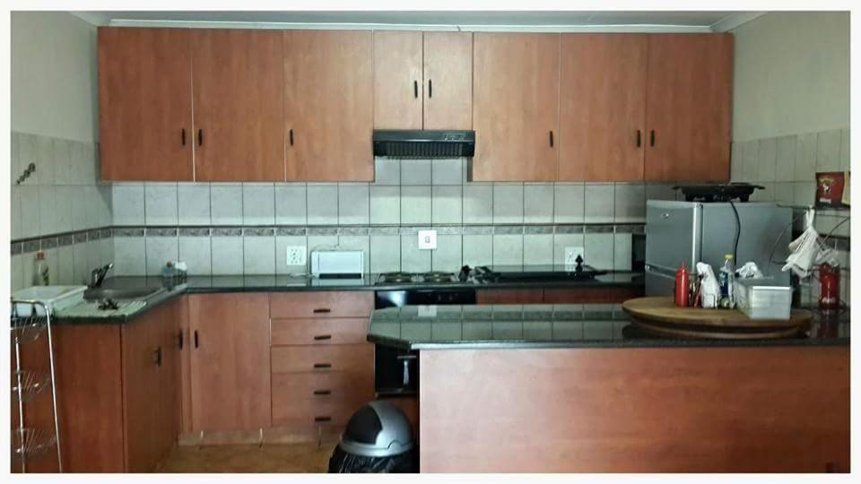 Lani'S Guest House - No Loadshedding Musina Eksteriør billede